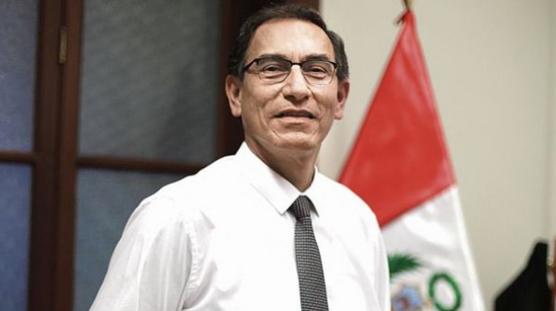 Martín Vizcarra presidente peruano