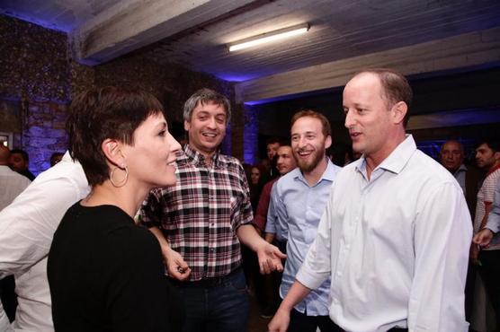 Maximo en el acto con Insaurralde y Mendoza