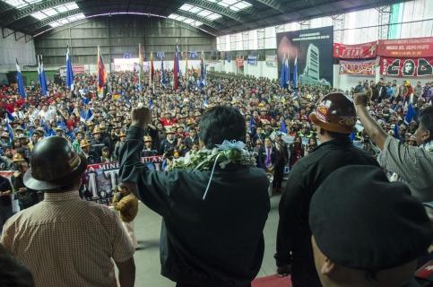 Evo en Oruro junto a mineros