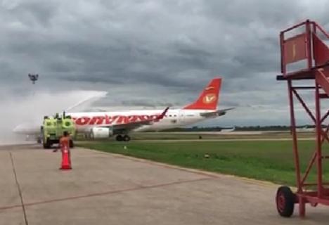 Aerolinea con ruta Santa Cruz Caracas