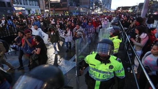 Marcha estudiantil en Colombia