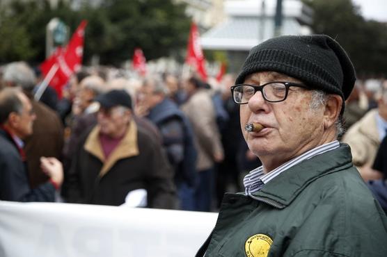 Jubilados movilizados en Atenas, ayer