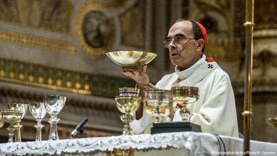 El cardenal Philippe Barbarin Bufandé