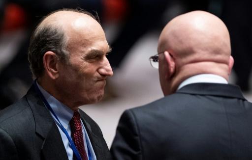 Elliott Abrams, habla con el embajador ruso ante la ONU, Vasily Nebenzya