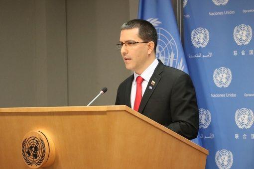 Arreaza denuncia ante la ONU el criminal bloqueo yanki