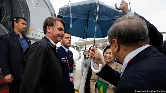 Bolsonaro, llegando a Osaka, Japón.