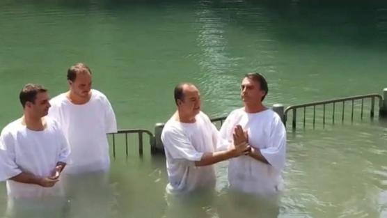 El bautismo trucho de Jair Messias Bolsonaro