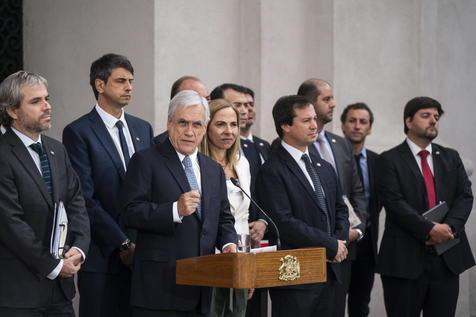 Piñera promulga la Ley Gabriela (foto: EPA)