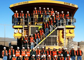 Mineros de la Zaldívar, se suman a la huelga