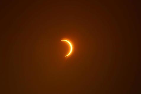 Fenómeno en los cielos australes y riesgos en medio de la pandemia (foto: EPA)