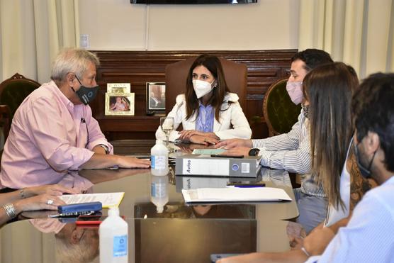 Reunión encabezada por la ministra de Gobierno