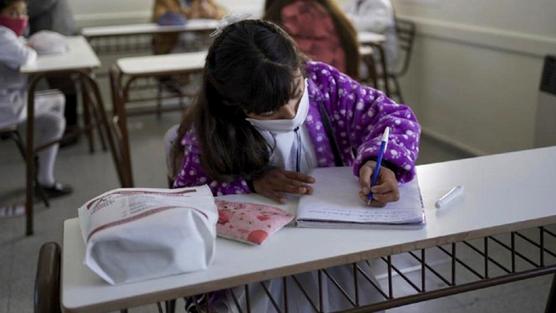 Exploran la posibilidad del retorno de la presencialidad en las escuelas