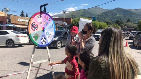 Los niños aprenden jugando