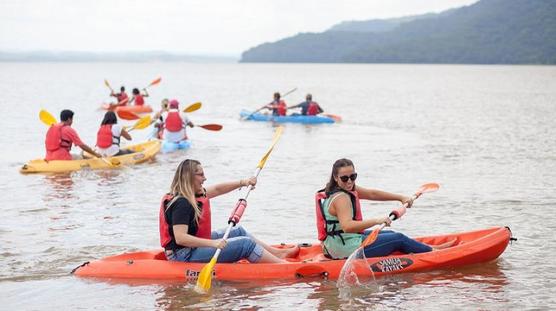 El kayak se practica con frecuencia en El Cadillal