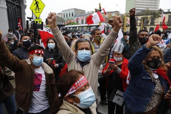 Llegados de todas las regiones para festejar triunfo de Perú Libre