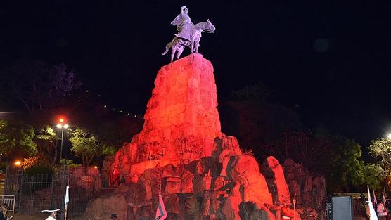 A 200 años de la muerte de Güemes, un libro rescata su figura.