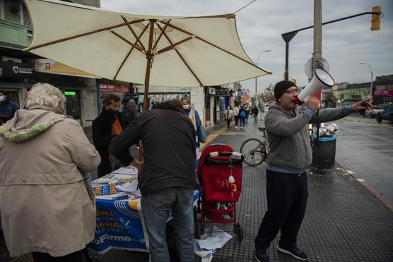 Militando por el referendum