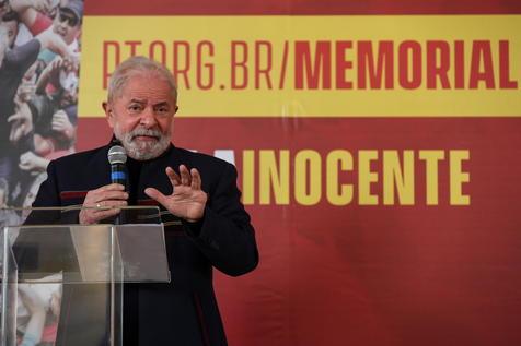 Luiz Inácio Lula da Silva, favorito en los sondeos (foto: ANSA)