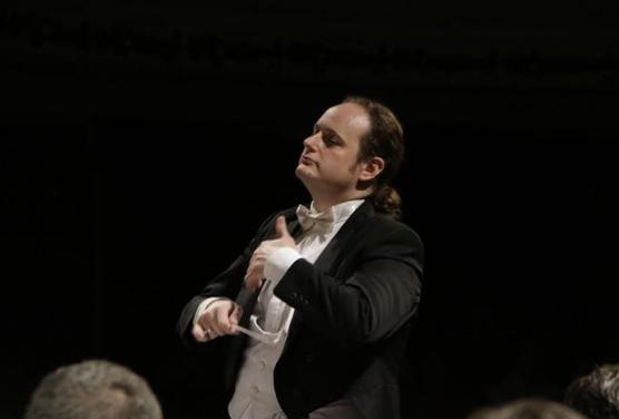 Maestro Alejandro Jassán