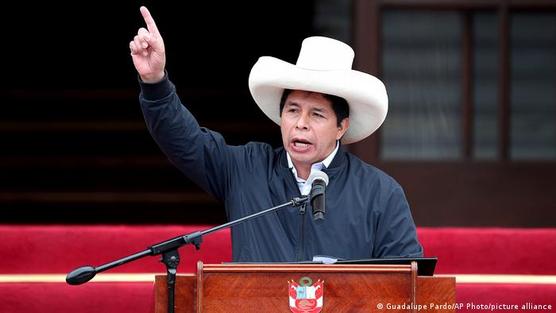 Castillo también puede clausurar el congreso