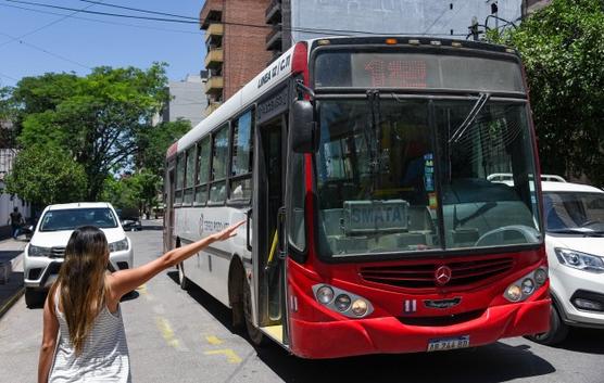 Omnibus con frecuencia dominguera