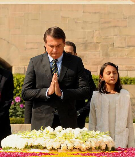 "Mi hija de 11 años no se vacunará", Bolsonaro (foto: EPA)