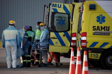 Los mayores de 70 años, los más afectados por la cepa Omicron (foto: ANSA)