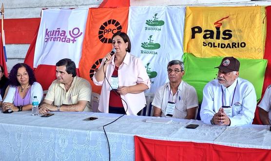 La senadora Esperanza Martínez candidata en Paraguay