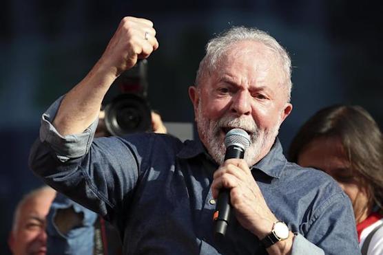 Lula mantiene la ventaja sobre Bolsonaro