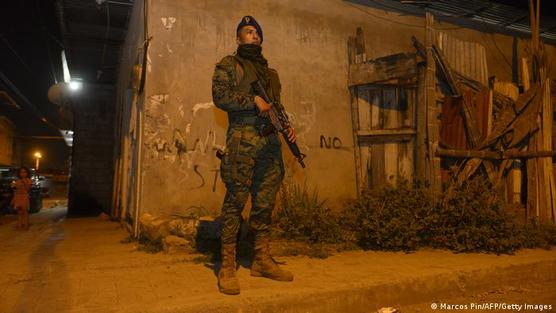 Control militar en las calles de Guayaquil