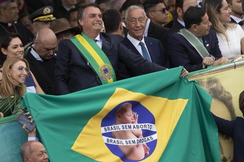 Jair Bolsonaro durante las celebraciones del Día de la Independencia (foto: ANSA)