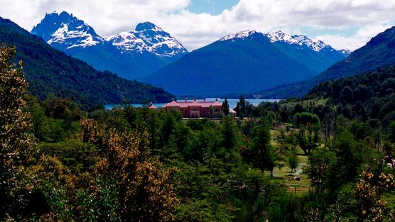 La denuncia indica que los magistrados habrían hecho un vuelo privado a la estancia de Joe Lewis. / Foto: Alejandra Bartoliche