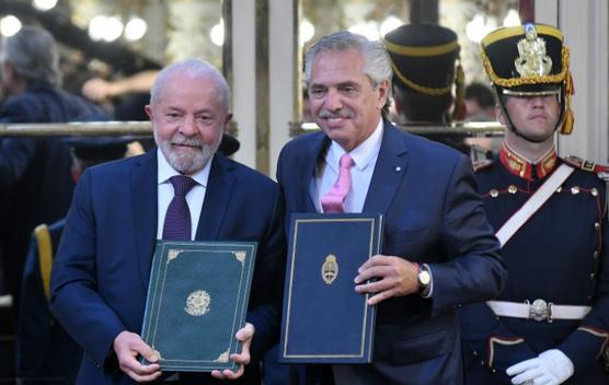 Lula junto a Fernández