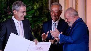El presidente de Portugal, Marcelo Rebelo de Sousa y Lula de BrIasil felicita a Chico Buarque