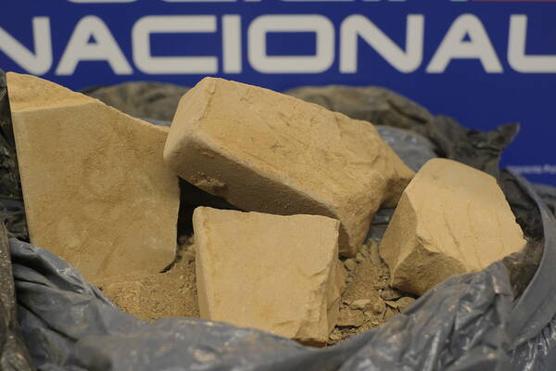 1,2 toneladas de cocaína en nave italiana en Montevideo (foto: ANSA)