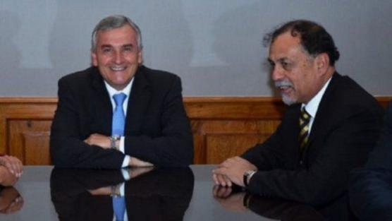 Embajador junto a Morales 