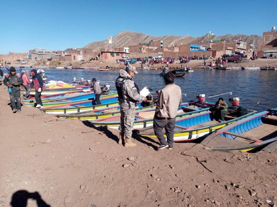 Control en orillas del río Desaguadero. Foto: Viceministerio de Lucha Contra el Contrabando