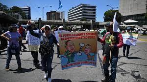 Una marcha para pedir la dimisión de la fiscal general de Guatemala, Consuelo Porras, y del fiscal Rafael Curruchiche,