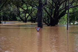 La inundación debido al desborde del río Uruguay tras fuertes lluvias en Salto.© Handout / Salto City Hall/AFP