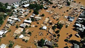 Calles inundadas de una localidad del estado brasileño de Rio Grande do Sul - © SILVIO AVILA / AFP