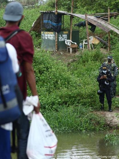 Migrantes  venezolanos obligados a abandonar Perú