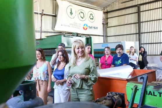  Rossana Chahla y Alejandra Rodriguez en el CIAT de Tafí Viejo