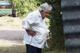 Mujica en su casa