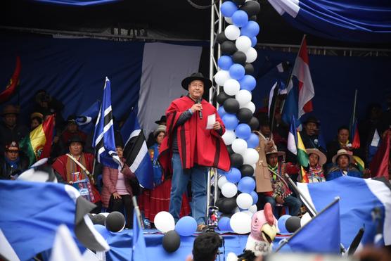 El presidente Luis Arce en el inicio del congreso del MAS