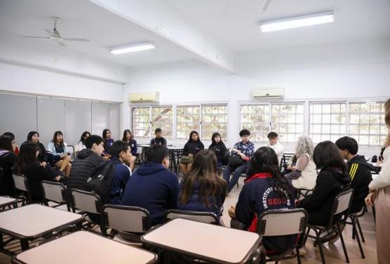 Proyección a estudiantes