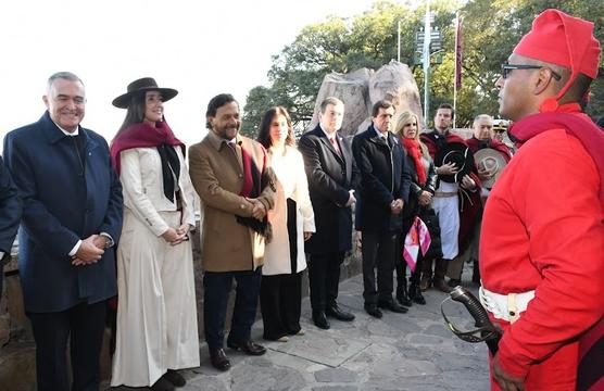 Villarruel con atuendo de gaucho de guemes