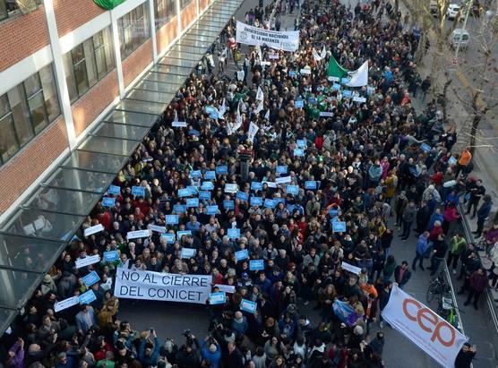 La univerisdad pública resiste