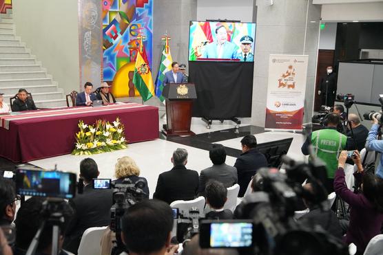 Arce da por iniciado al "nutriendo la vida, preservando el futuro"