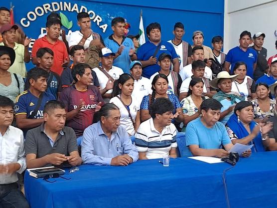 Evo  Morales anuncia su candidatura por el Frente Para la Victoria